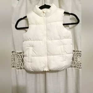 Old Navy size 4 girls white puffer vest